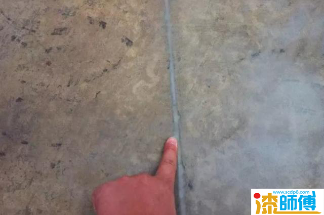 四川漆师傅地坪对混凝土伸缩缝的处理方式